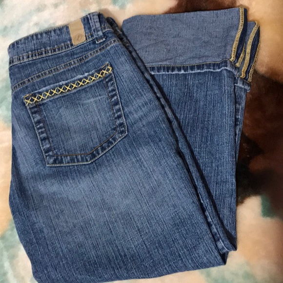 Cutest capris ever !!!..size 7/8 - Picture 2 of 8